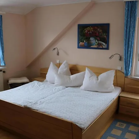 In Mit Balkon 5 Personen *